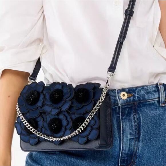 Kate Spade Madison Embroidered Floral Willow Mini Flap Crossbody ✨ - Picture 3 of 6